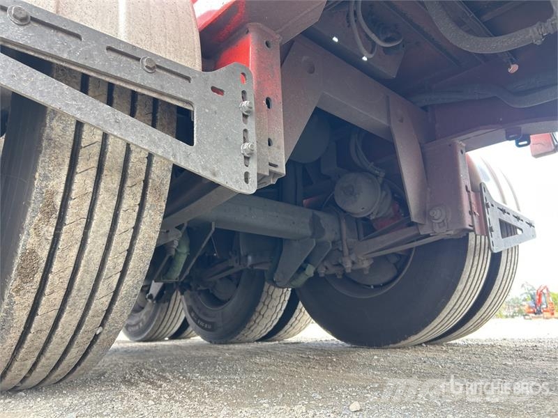 MaxiTrans 7.2 m Tri/A B-Double Lead Curtain Side Trailer Тентовані причепи
