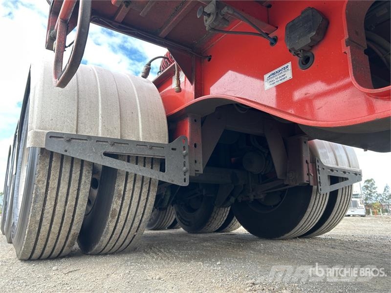 MaxiTrans 7.2 m Tri/A B-Double Lead Curtain Side Trailer Тентовані причепи