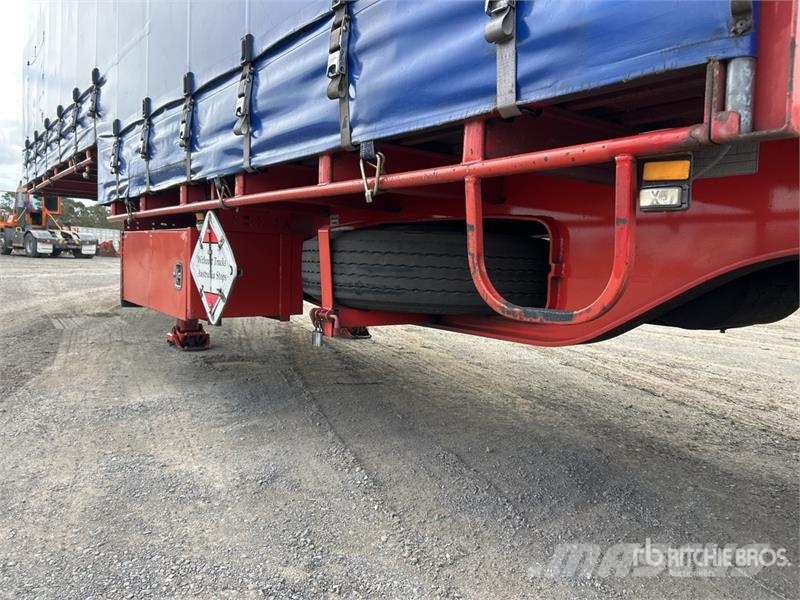 MaxiTrans 7.2 m Tri/A B-Double Lead Curtain Side Trailer Тентовані причепи