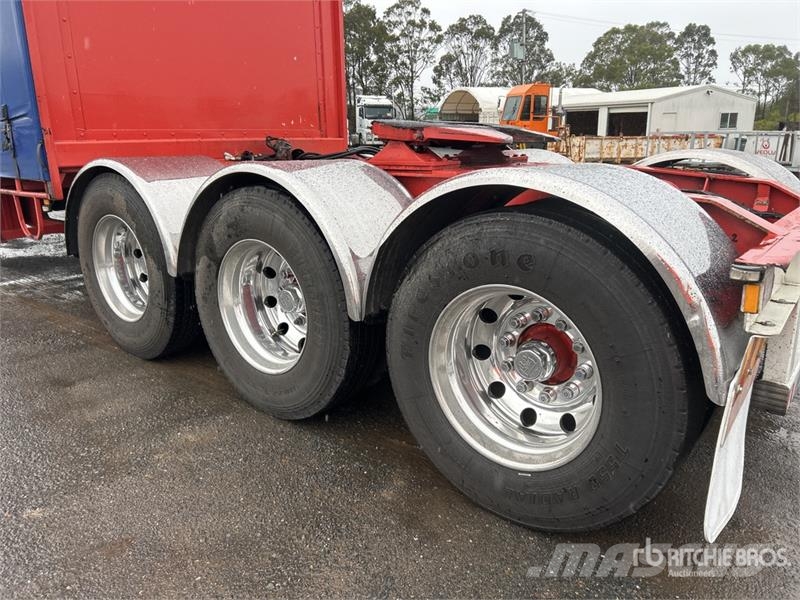 MaxiTrans 7.3 m Tri/A B-Double Lead Step Deck Curtain Side T Rimorchi centinati
