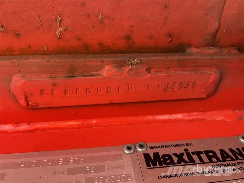 MaxiTrans 7.3 m Tri/A B-Double Lead Step Deck Curtain Side T Rimorchi centinati
