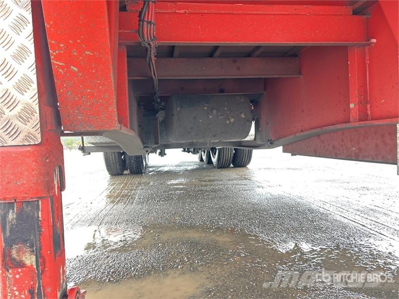 MaxiTrans 7.3 m Tri/A B-Double Lead Step Deck Curtain Side T Rimorchi centinati