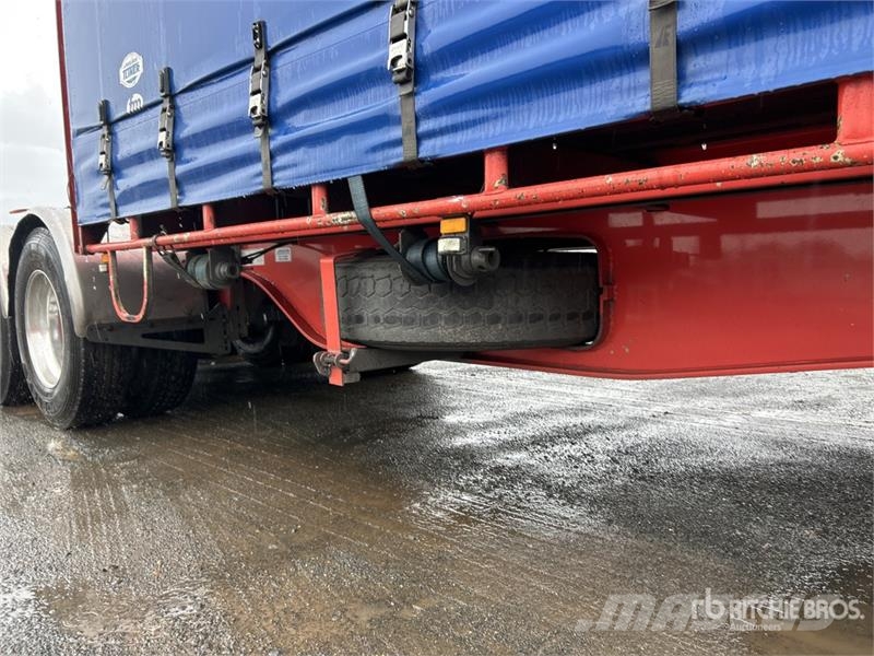 MaxiTrans 7.3 m Tri/A B-Double Lead Step Deck Curtain Side T Rimorchi centinati