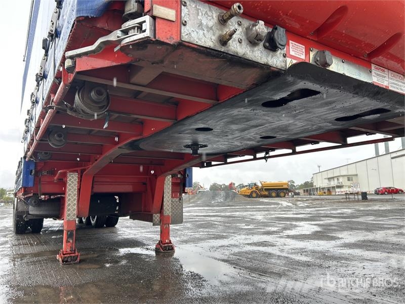 MaxiTrans 7.3 m Tri/A B-Double Lead Step Deck Curtain Side T Rimorchi centinati