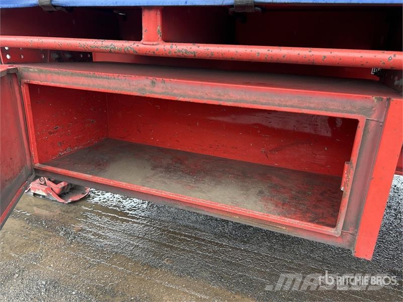 MaxiTrans 7.3 m Tri/A B-Double Lead Step Deck Curtain Side T Rimorchi centinati