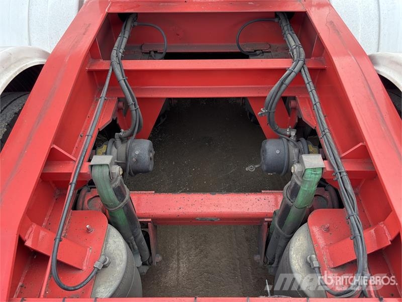 MaxiTrans 7.4 m Tri/A B-Double Lead Curtain Side Trailer مقطورات بغطاء جانبي
