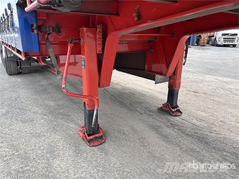 MaxiTrans 7.4 m Tri/A B-Double Lead Curtain Side Trailer Тентовані причепи