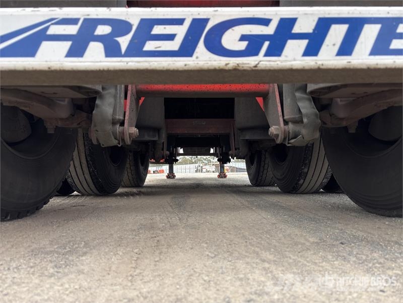MaxiTrans 7.4 m Tri/A B-Double Lead Curtain Side Trailer Тентовані причепи