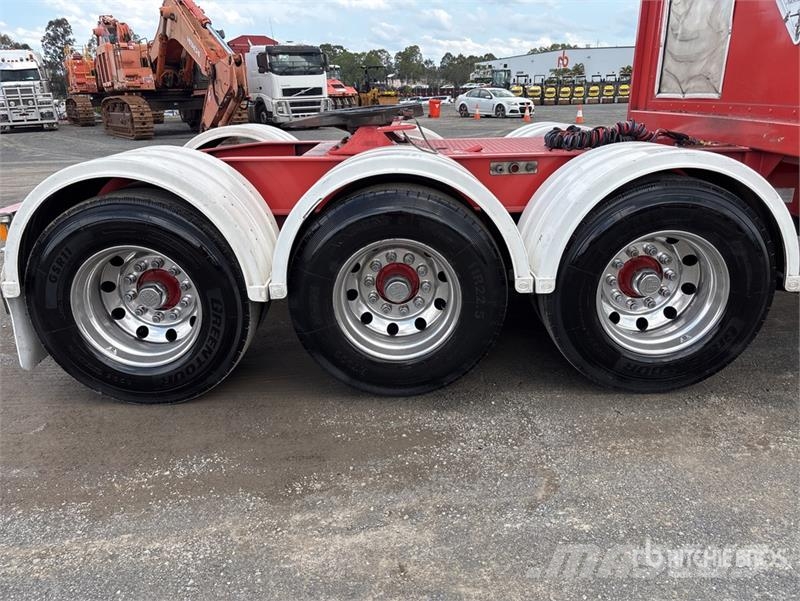 MaxiTrans 7.4 m Tri/A B-Double Lead Curtain Side Trailer مقطورات بغطاء جانبي