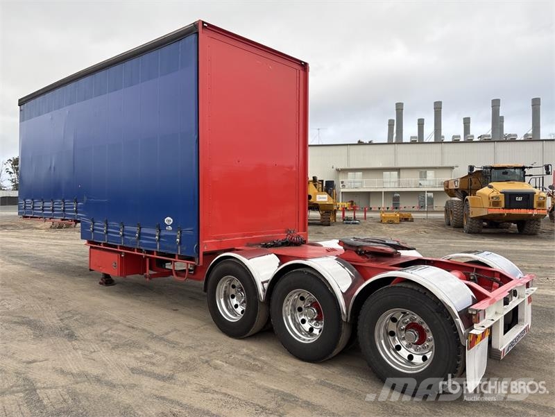 MaxiTrans 7.4 m Tri/A B-Double Lead Curtain Side Trailer Тентовані причепи