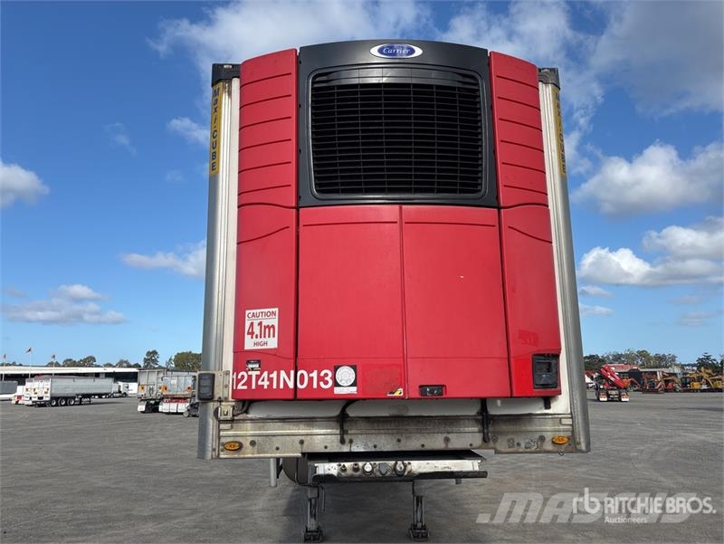 MaxiTrans 7.6 m B-Double Lead Rollback Tri/A Refrigerated Tr Hűtős félpótkocsik