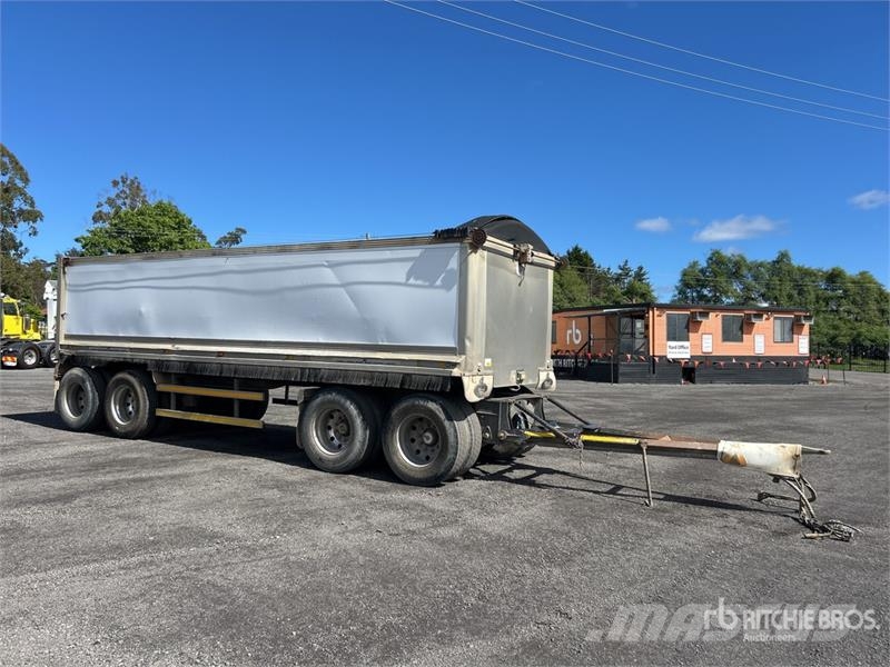 MaxiTrans 7.6 m Quad Dog End Dump Trailer Самосвали