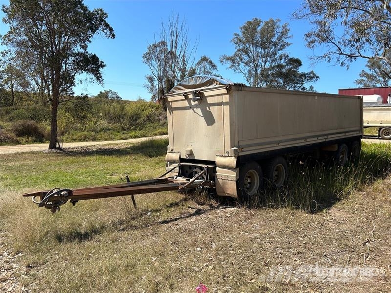 MaxiTrans 7.6 m Quad Dog End Dump Trailer Самосвальные прицепы