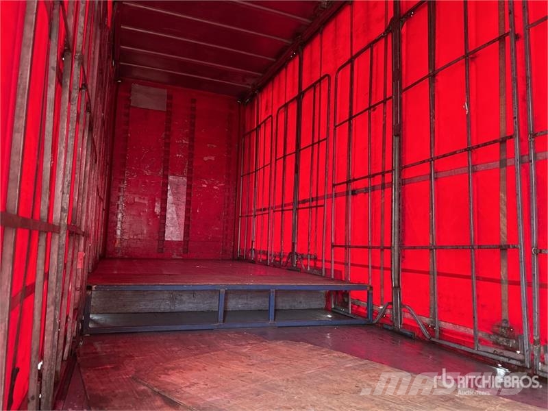 MaxiTrans 8.2 m Bogie/A B-Double Lead Step Deck Curtain Side Ponyvás pótkocsik