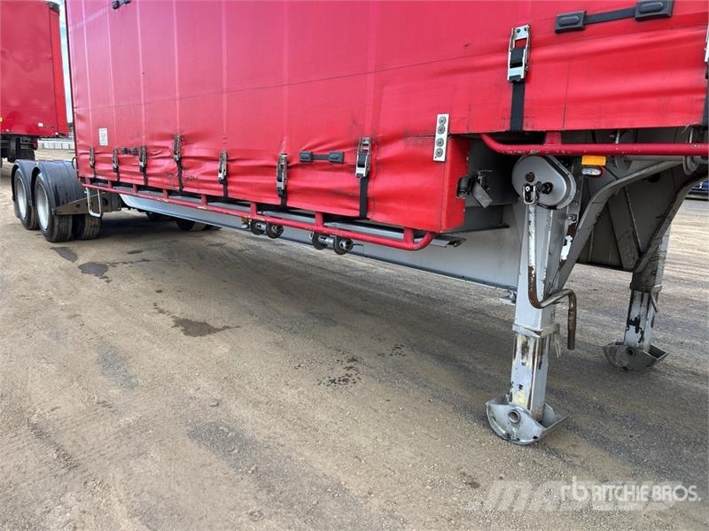 MaxiTrans 8.2 m Bogie/A B-Double Lead Step Deck Curtain Side Ponyvás pótkocsik
