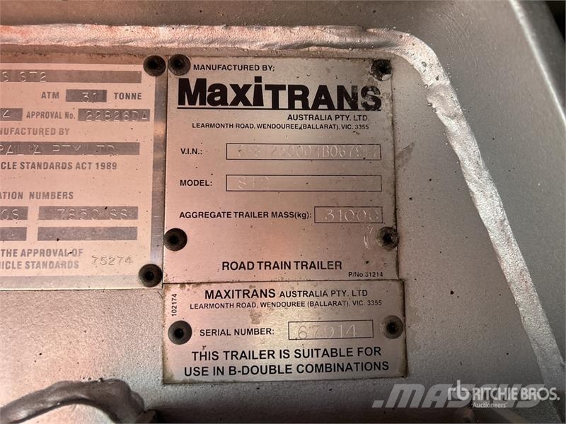 MaxiTrans 8.2 m Bogie/A B-Double Lead Step Deck Curtain Side Ponyvás pótkocsik