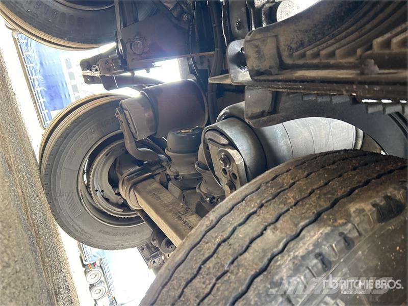 MaxiTrans 8.2 m Bogie/A B-Double Lead Step Deck Curtain Side Ponyvás pótkocsik