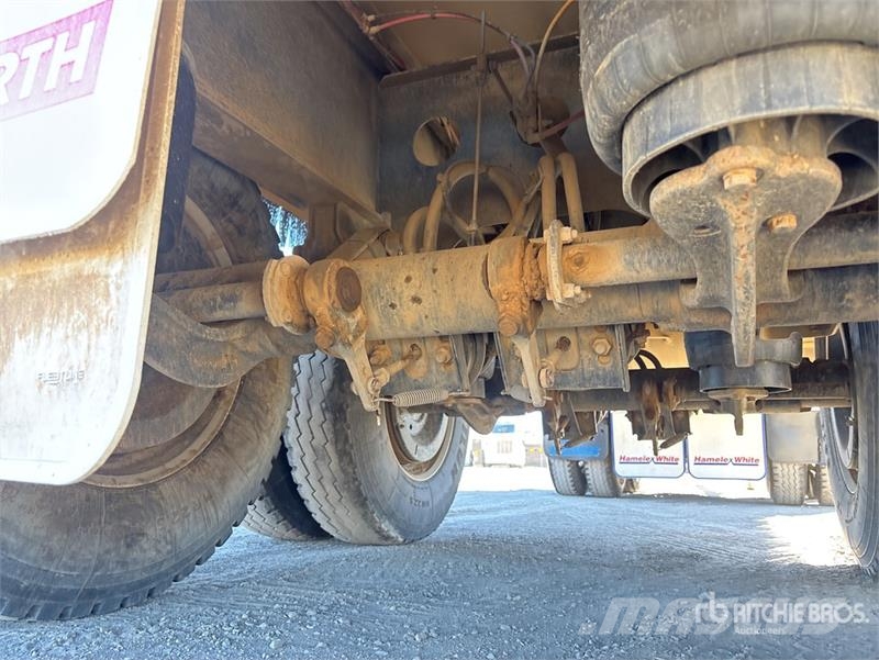 MaxiTrans 8.2 m Quad Dog End Dump Trailer Ανατρεπόμενες ρυμούλκες