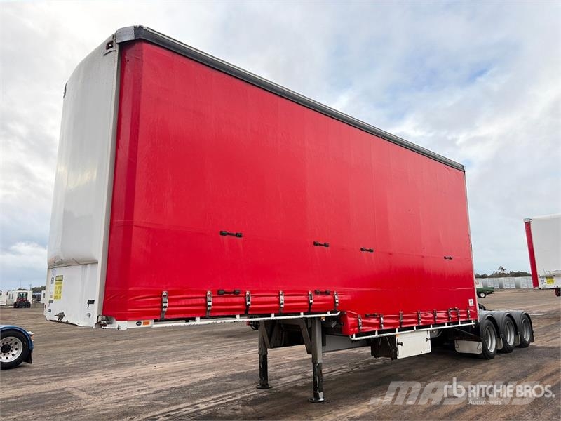 MaxiTrans 8.2 m Tri/A B-Double Lead Step Deck Curtain Side T Ponyvás pótkocsik