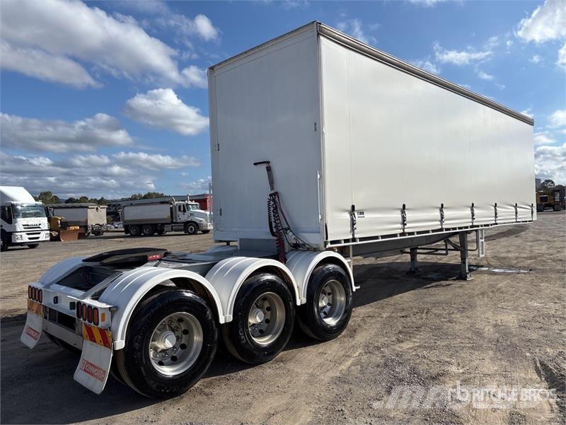 MaxiTrans 9.8 m Tri/A B-Double Lead Curtain Side Trailer Curtainsider trailers