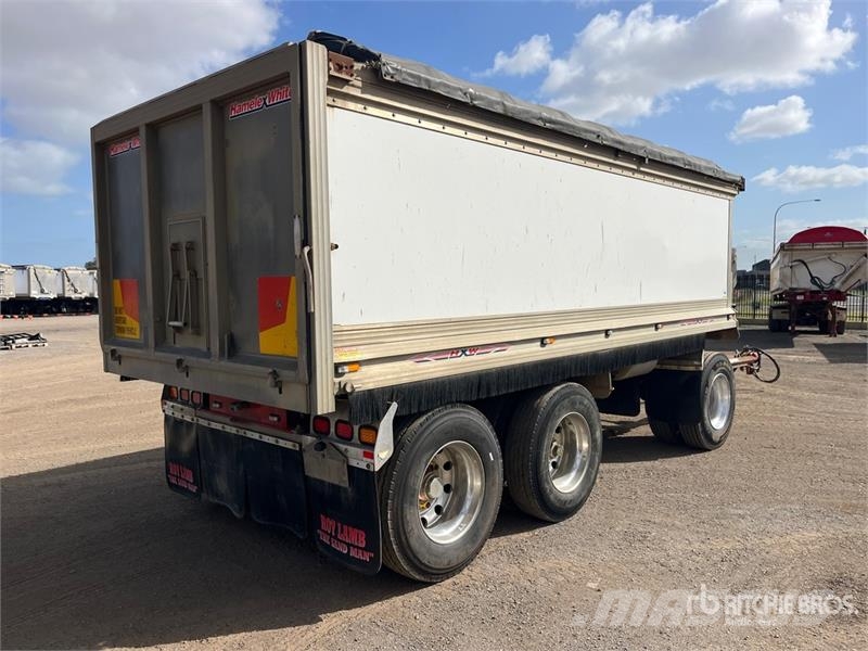 MaxiTrans Super Dog 5.9 m Tri/A End Dump Trailer Sora- ja kippiperävaunut