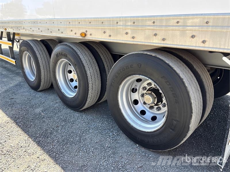 MaxiTrans Tri/A Refrigerated Trailer 保温半挂车