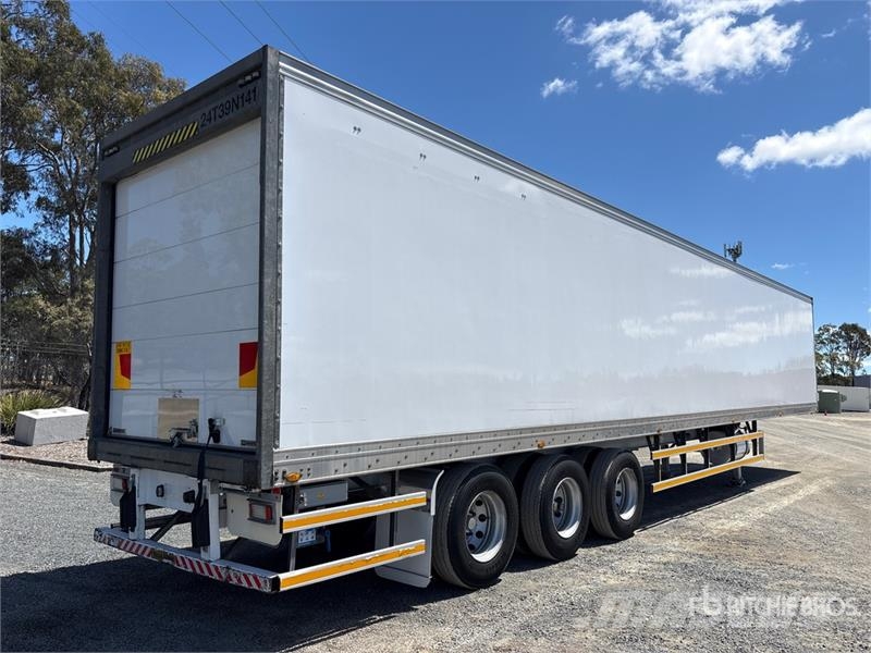 MaxiTrans Tri/A Refrigerated Trailer 保温半挂车