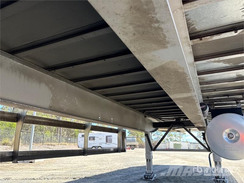 MaxiTrans Tri/A Refrigerated Trailer 保温半挂车