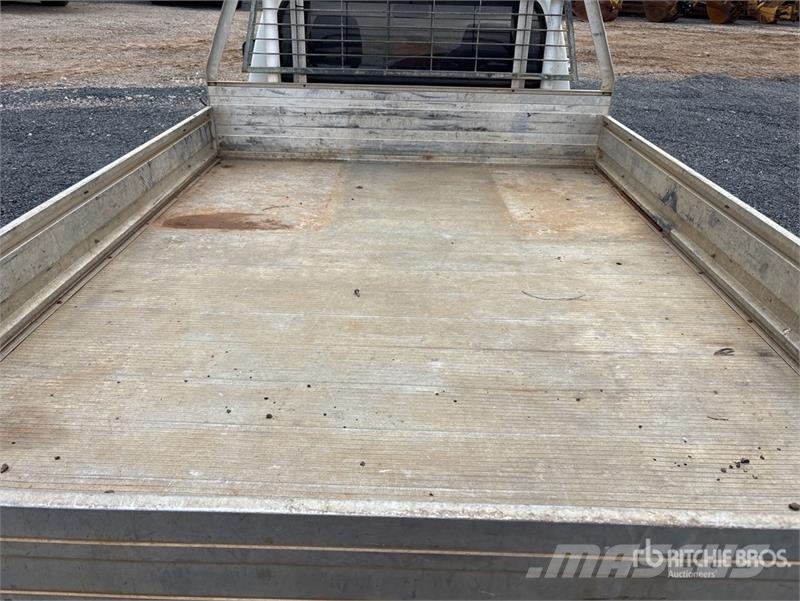 Mazda Bravo B25 4x2 Pickup Drugi