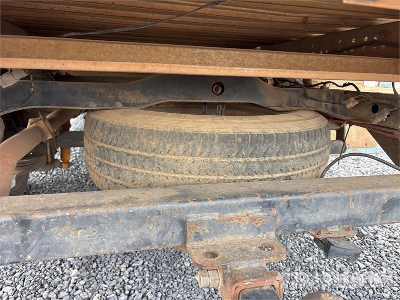 Mazda Bravo B25 4x2 Pickup Drugi