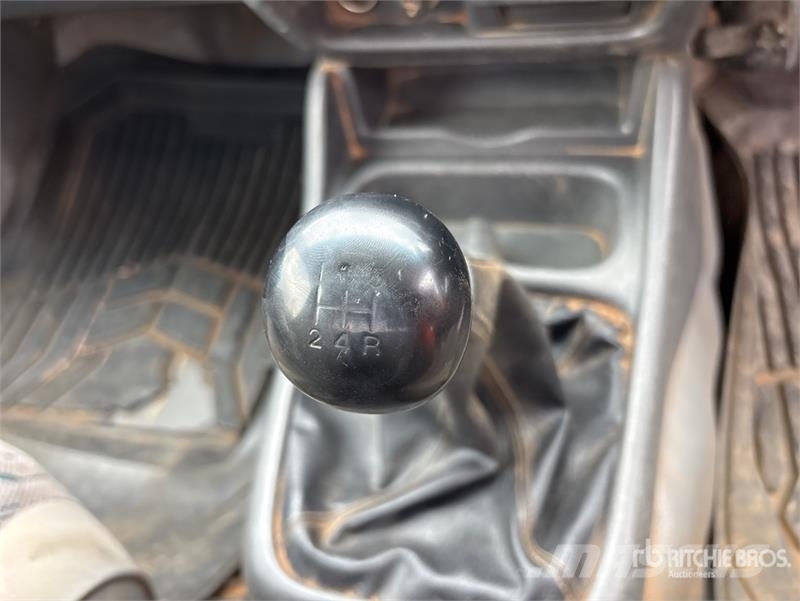 Mazda Bravo B25 4x2 Pickup Drugi