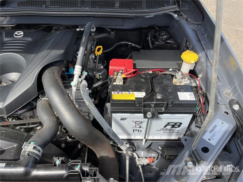 Mazda BT-50 Outro
