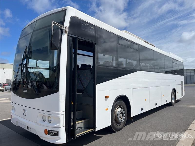 Mercedes-Benz 0500 1725 4x2 57-Seat School Bus Mini buszok