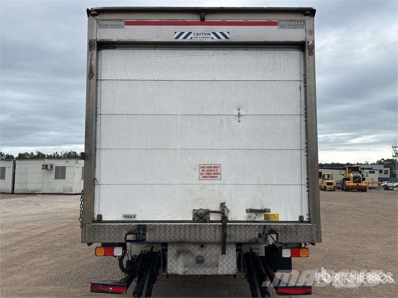 Mercedes-Benz Atego 2329 6x2 Van Truck Box body trucks