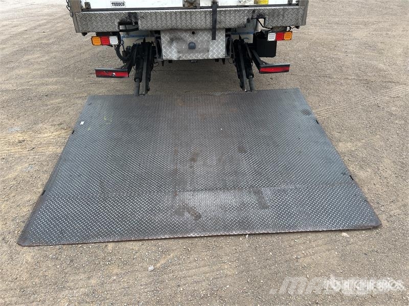 Mercedes-Benz Atego 2329 6x2 Van Truck Box body trucks
