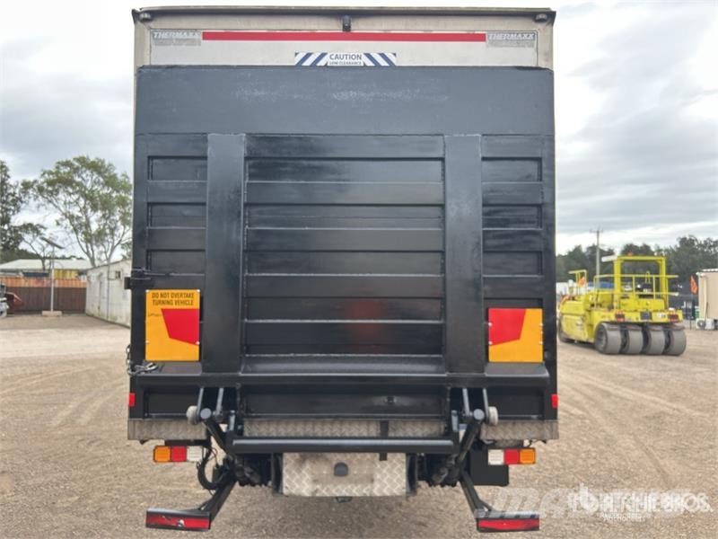 Mercedes-Benz Atego 2329 6x2 Van Truck Box body trucks