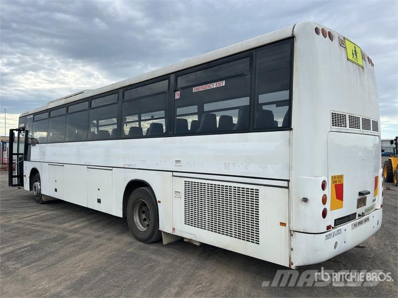 Mercedes-Benz OH1725 4x2 57-Seat School Bus Minibusse