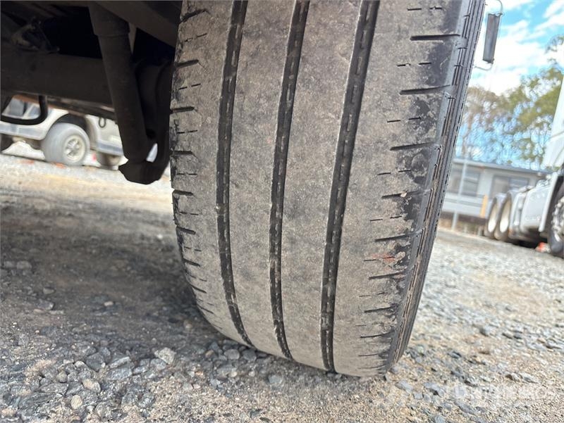 Mercedes-Benz Sprinter 4x2 Van Truck Tovornjaki zabojniki