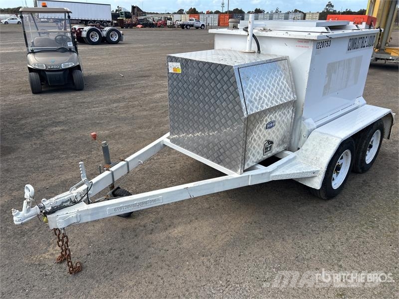 Metal Vision T/A Fuel Trailer Прицепы-цистерны