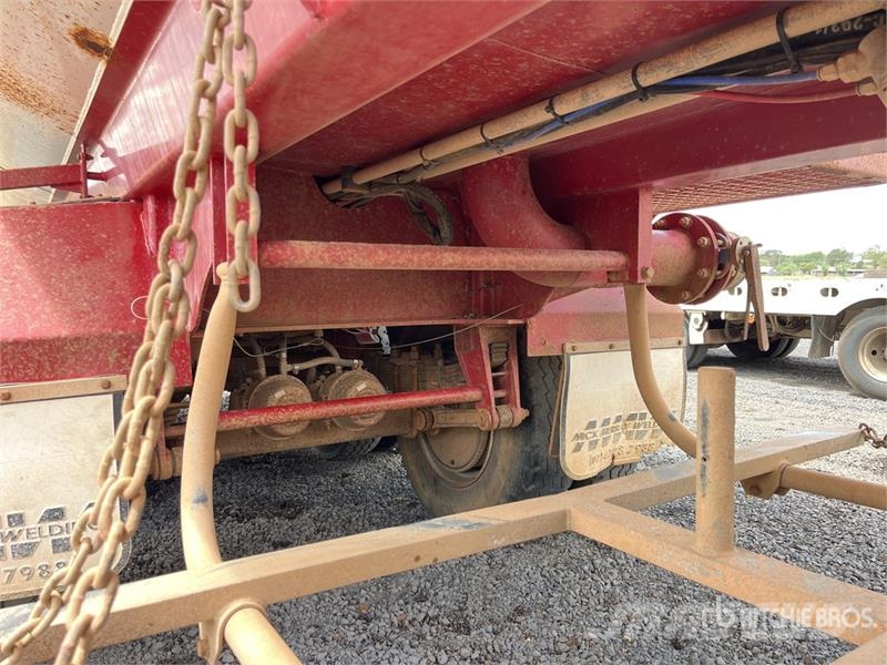 Mick Murray 23000 L Tri/A Water Tank Trailer Egyéb
