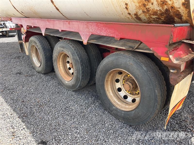 Mick Murray 23000 L Tri/A Water Tank Trailer Egyéb