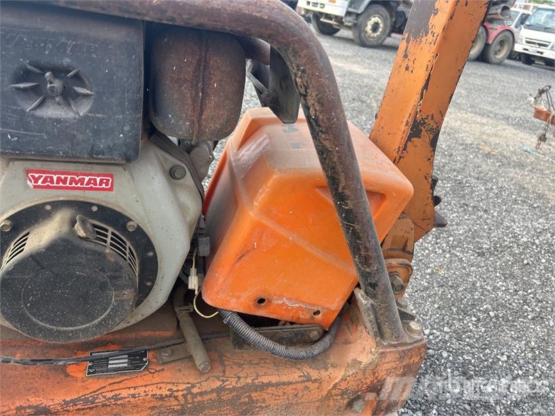 Mikasa MVH306DS2 Kompaktory