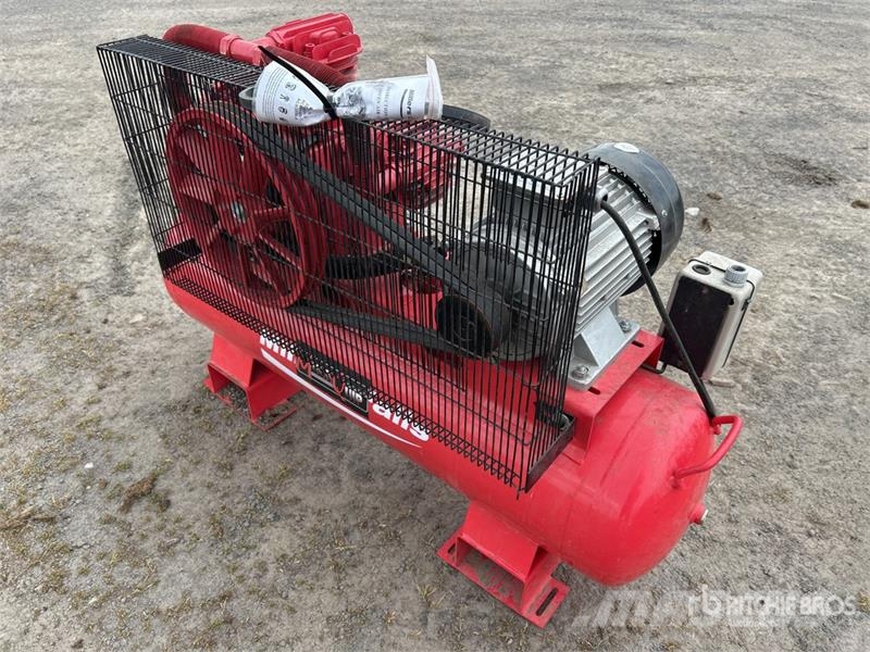 Miller Falls 33 cfm 150 L Electric Air Compressor Kompresoriai