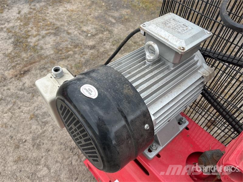 Miller Falls 33 cfm 150 L Electric Air Compressor Kompresoriai