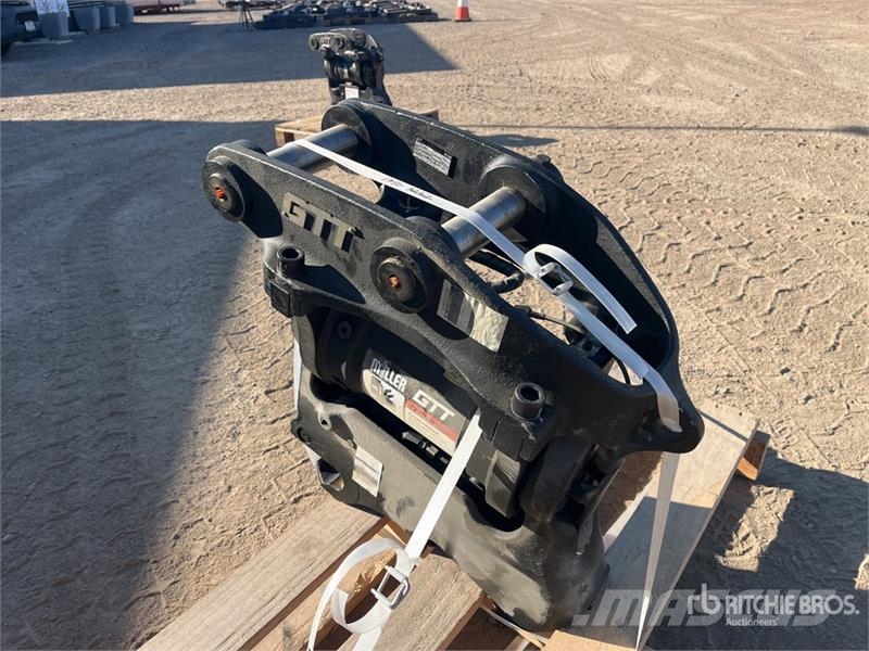 Miller Hydraulic Tilting Excavator Hitch (Unused) - Fits Ďalšie poľnohospodárske stroje