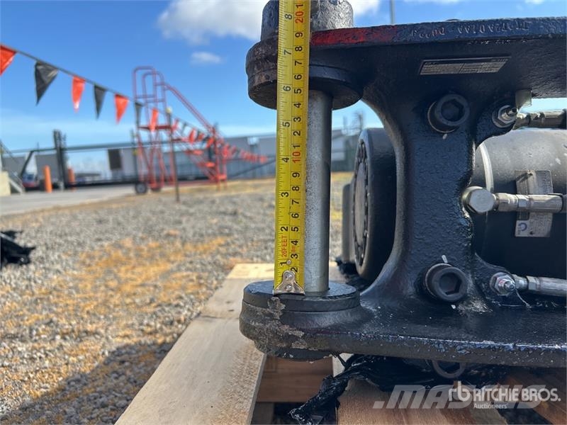 Miller Hydraulic Tilting Excavator Hitch (Unused) Další