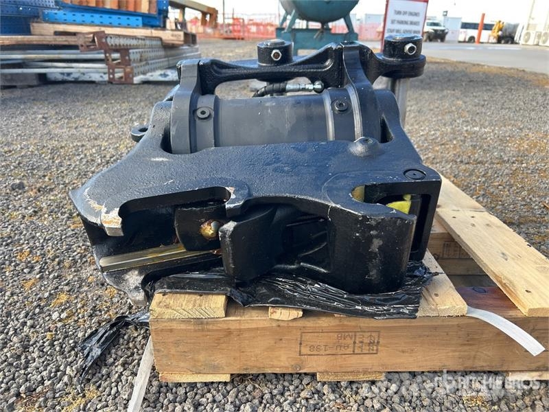 Miller Hydraulic Tilting Excavator Hitch (Unused) Další