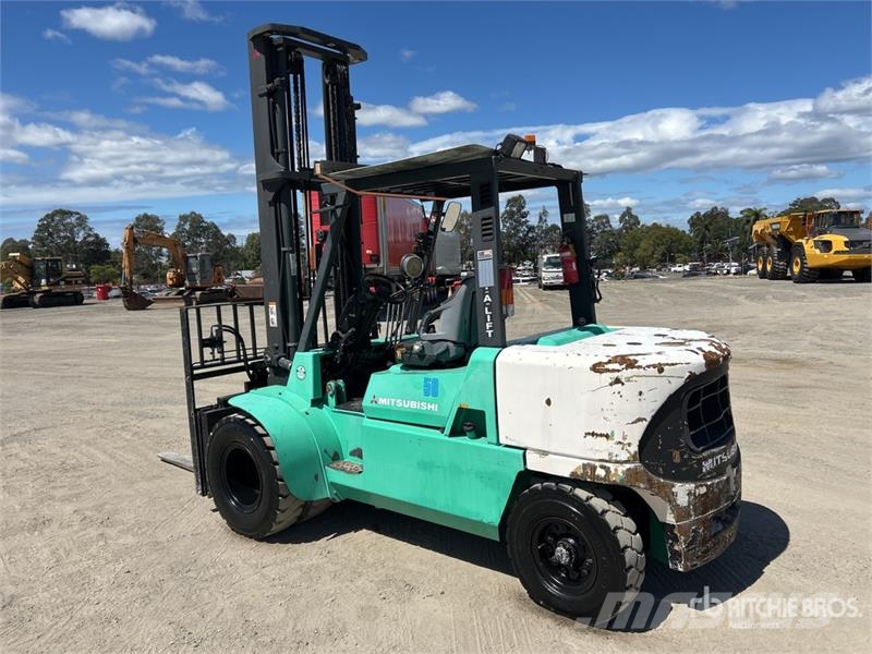 Mitsubishi FG50KT 5000 kg Forklift Інше