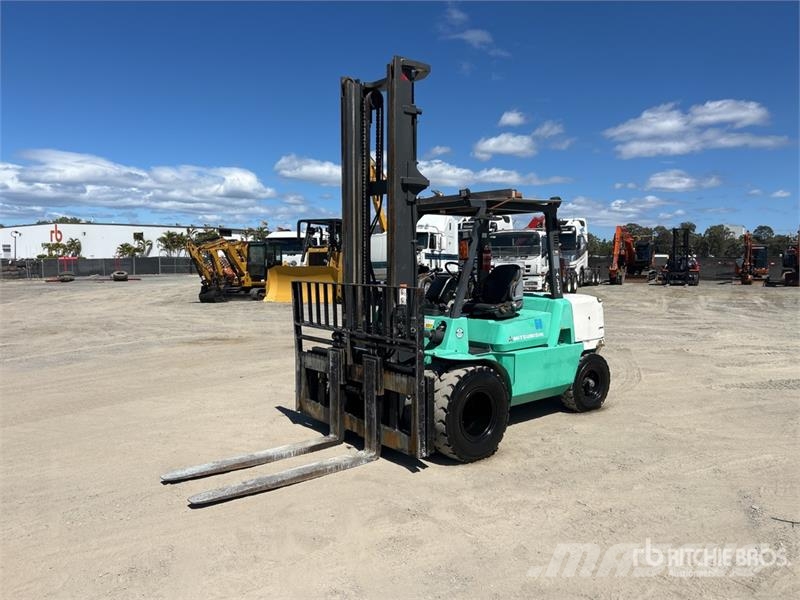 Mitsubishi FG50KT 5000 kg Forklift Інше