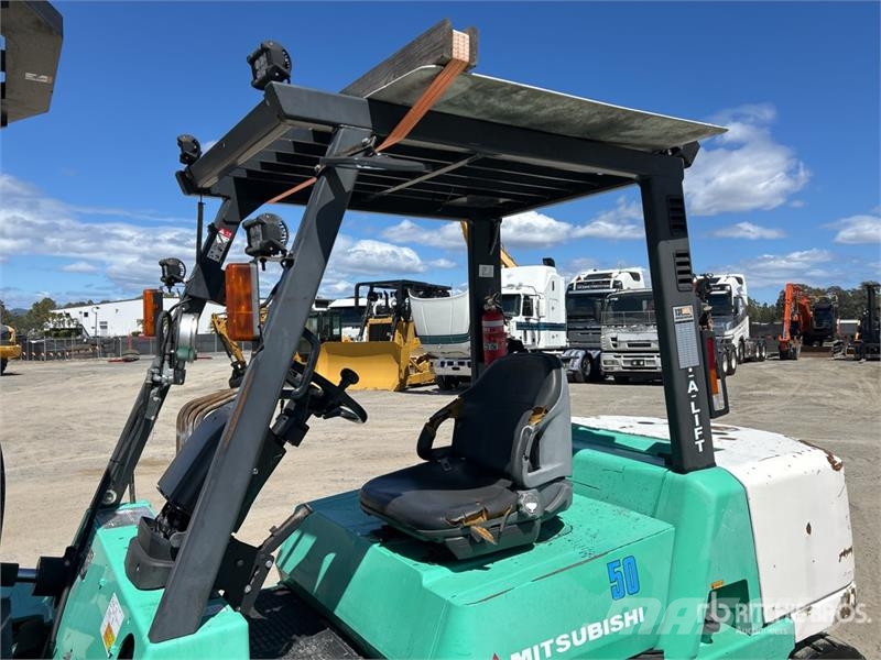 Mitsubishi FG50KT 5000 kg Forklift Інше